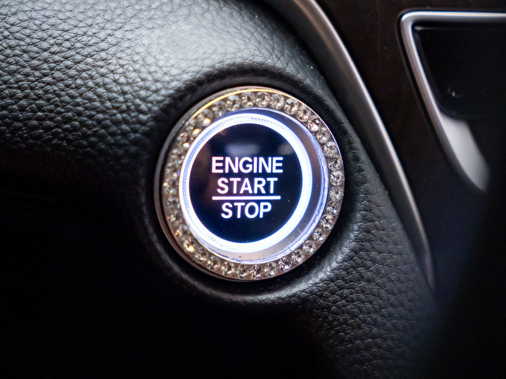 Used 2018 Honda Accord EX image 18