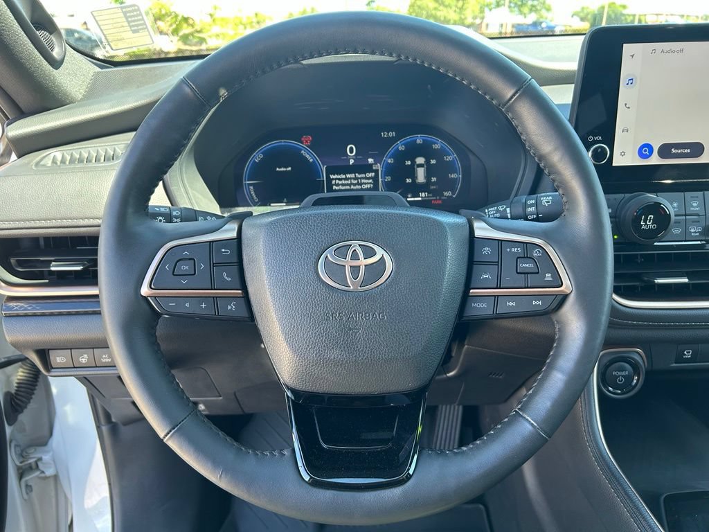 Used 2025 Toyota Grand Highlander AWD Hybrid image 22