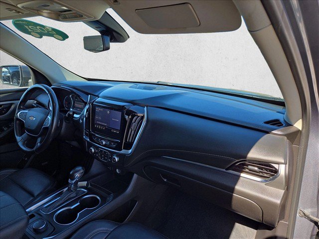 Certified 2021 Chevrolet Traverse LT w/ LT Premium Package FWD image 22