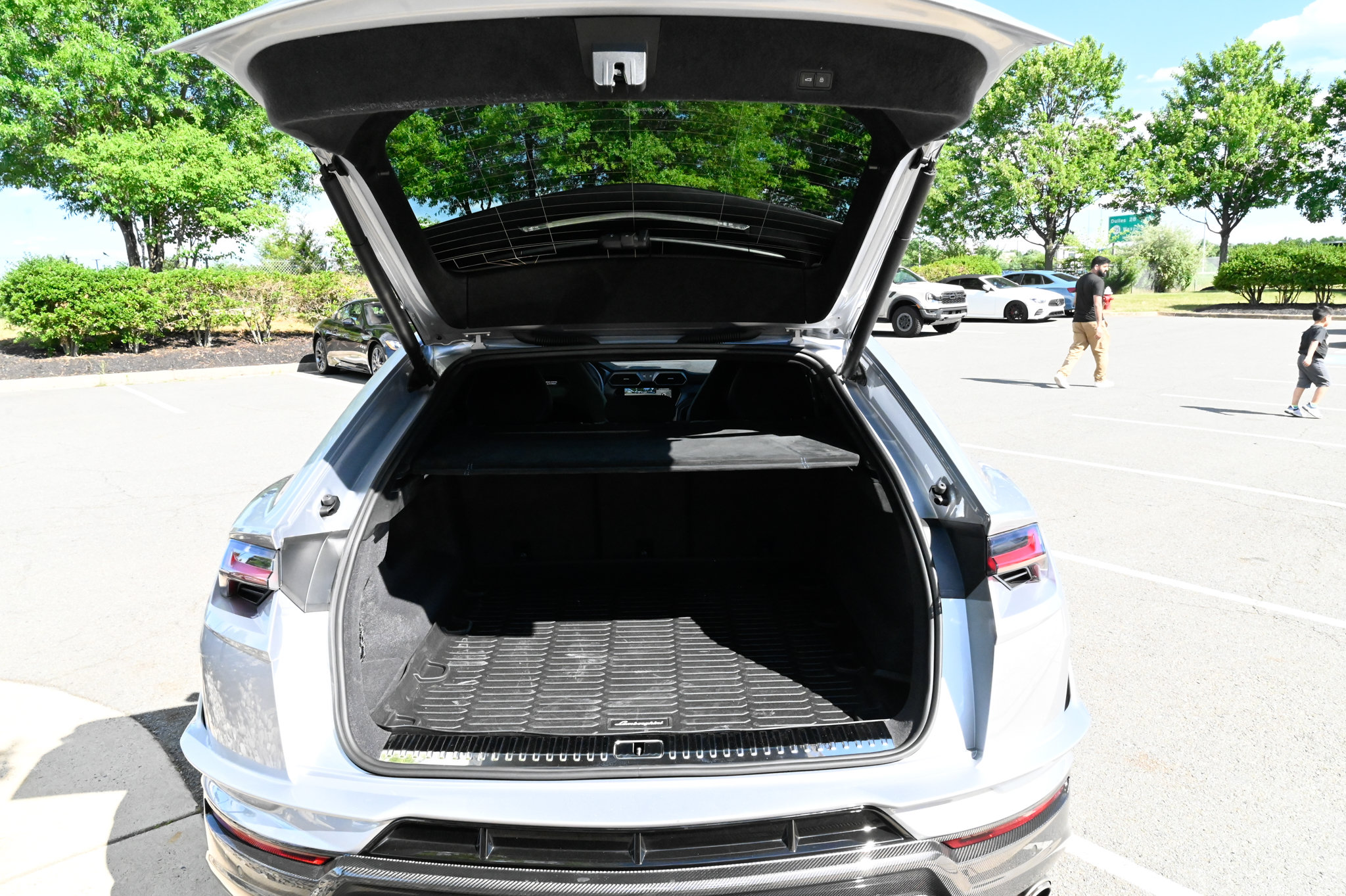 Used 2024 Lamborghini Urus Performante AWD/4WD image 44