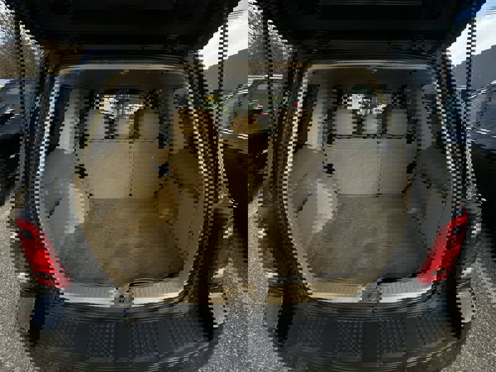 Used 2008 Ford Escape XLT image 29