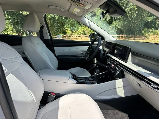 Certified 2025 Hyundai Tucson SE AWD/4WD image 26