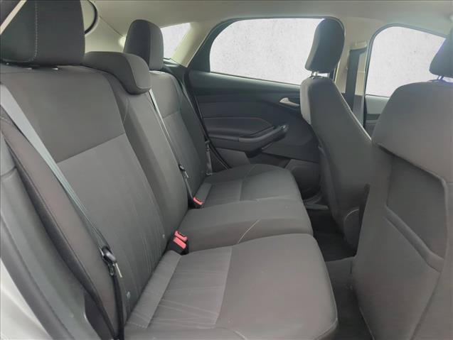Used 2016 Ford Focus SE FWD image 23