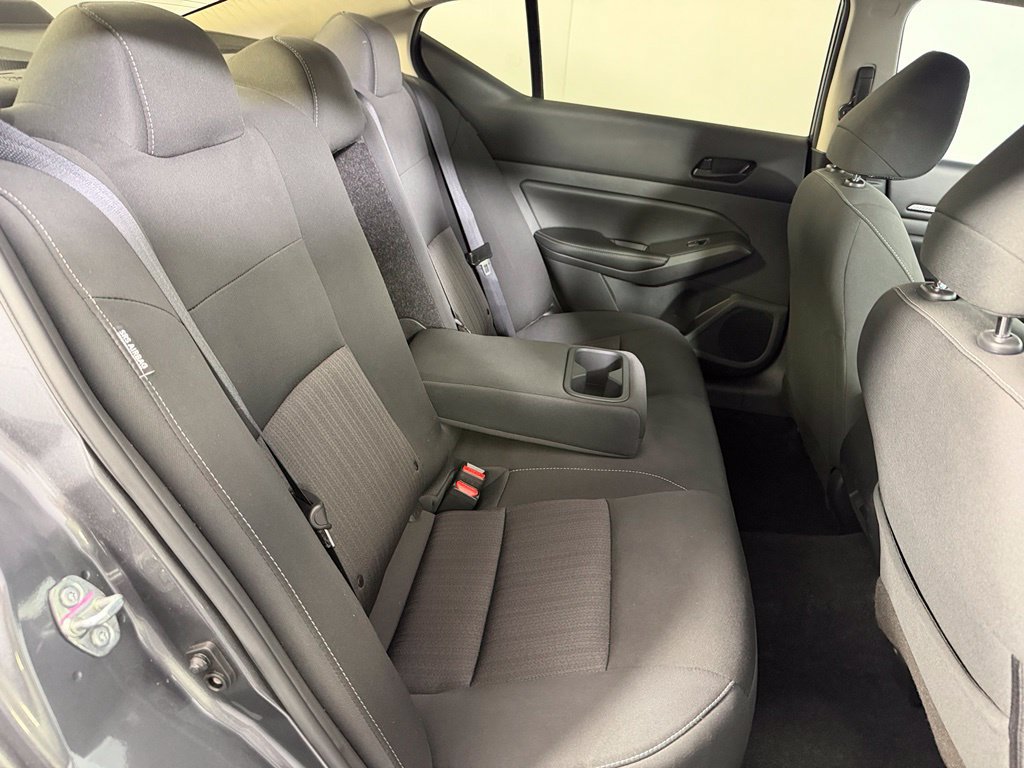 Used 2025 Nissan Altima 2.5 SV FWD image 19