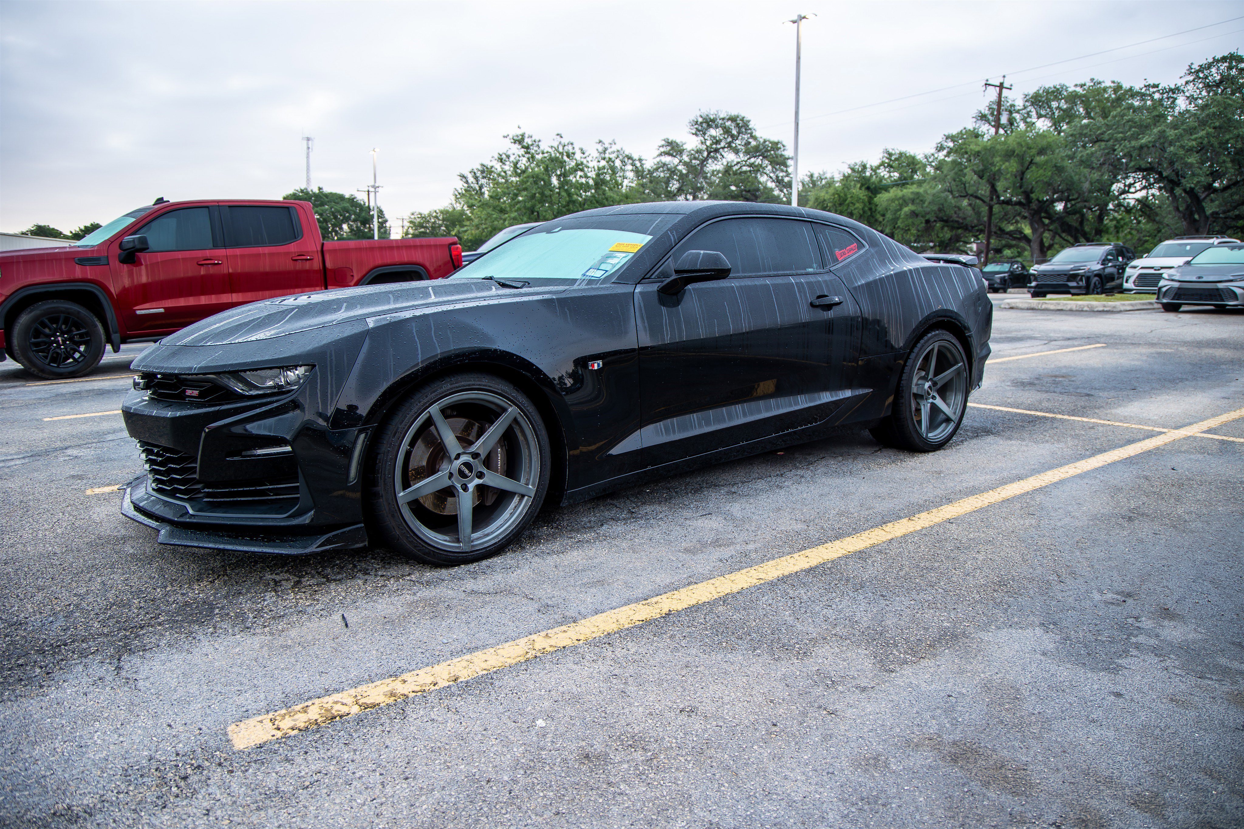 Used 2020 Chevrolet Camaro SS RWD image 4