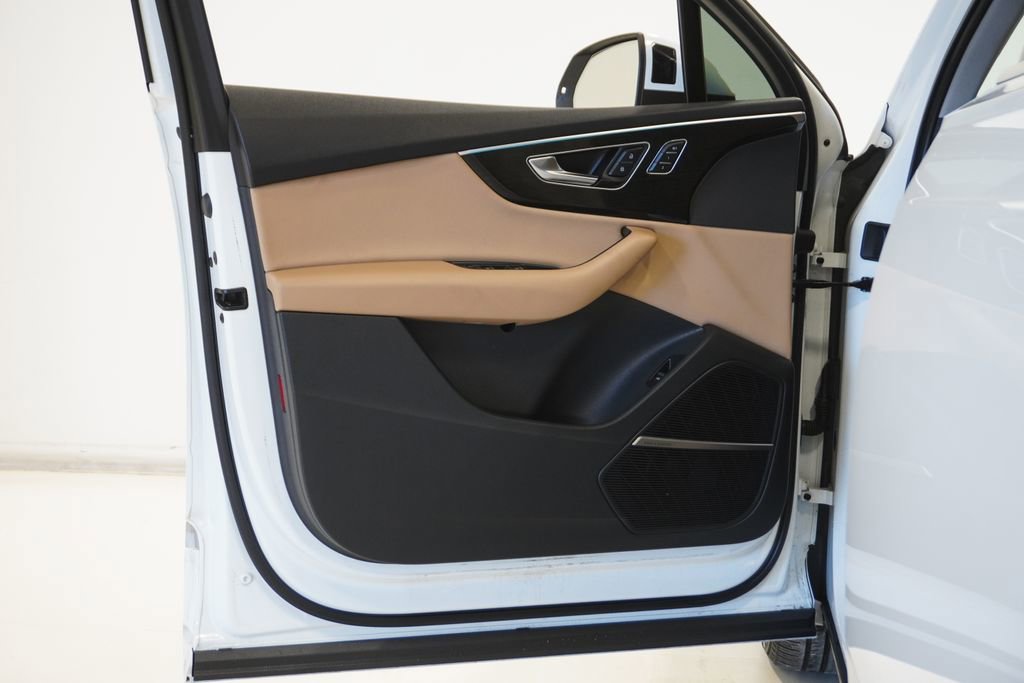 Used 2022 Audi Q7 2.0T Premium Plus w/ Premium Plus Package image 19