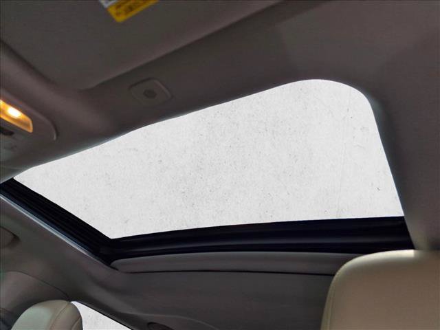 Used 2023 Toyota Highlander Limited FWD image 17