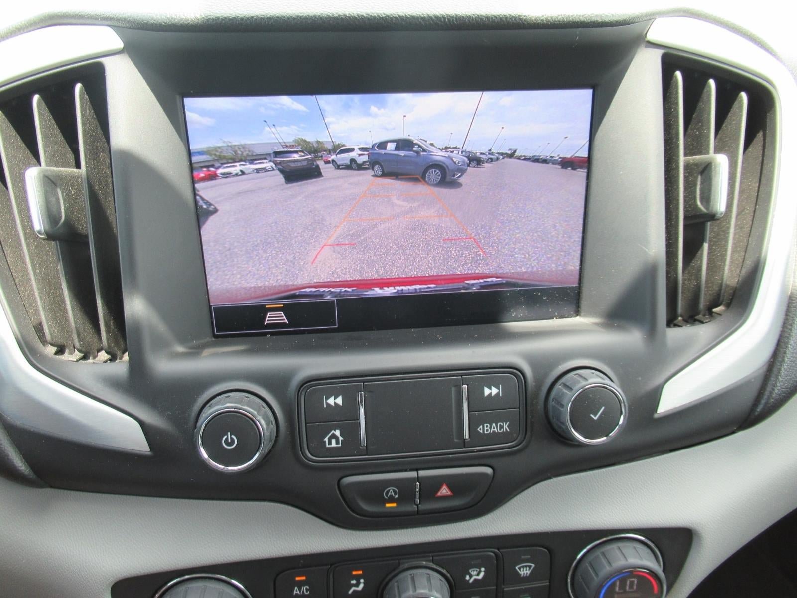 Used 2022 GMC Terrain SLT FWD image 27