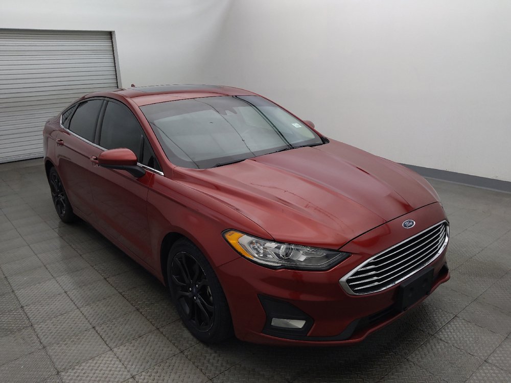 Used 2019 Ford Fusion SE w/ Equipment Group 151A FWD image 13