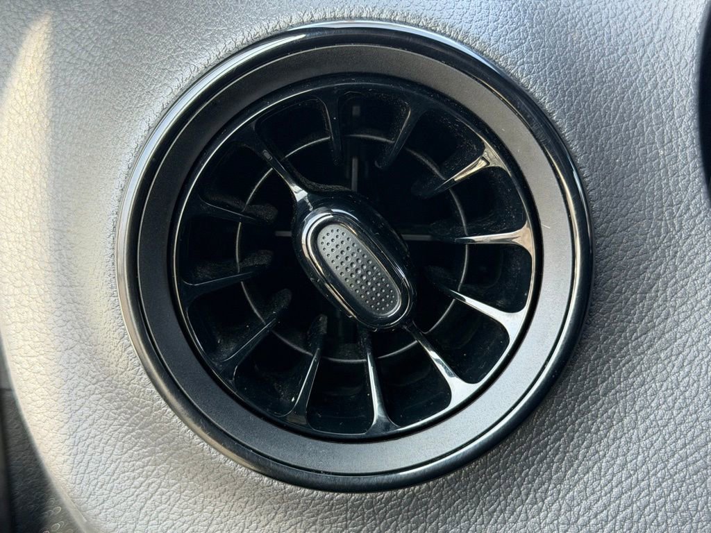 Used 2023 Mercedes-Benz Sprinter 2500 w/ Acoustic Package image 28