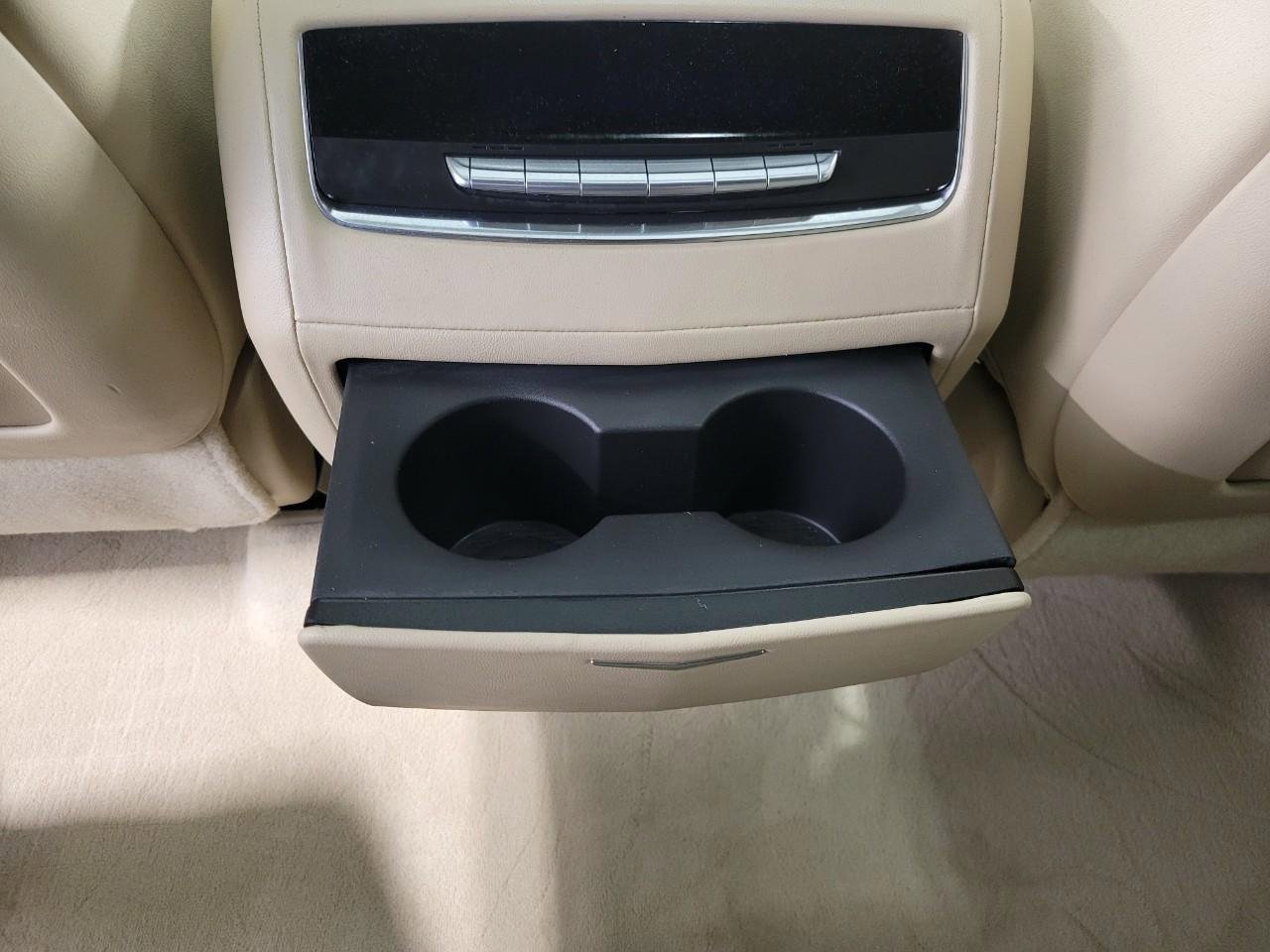 Certified 2023 Cadillac Escalade ESV Premium Luxury image 23