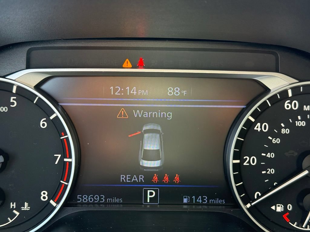 Used 2024 Nissan Altima 2.5 SR FWD image 4