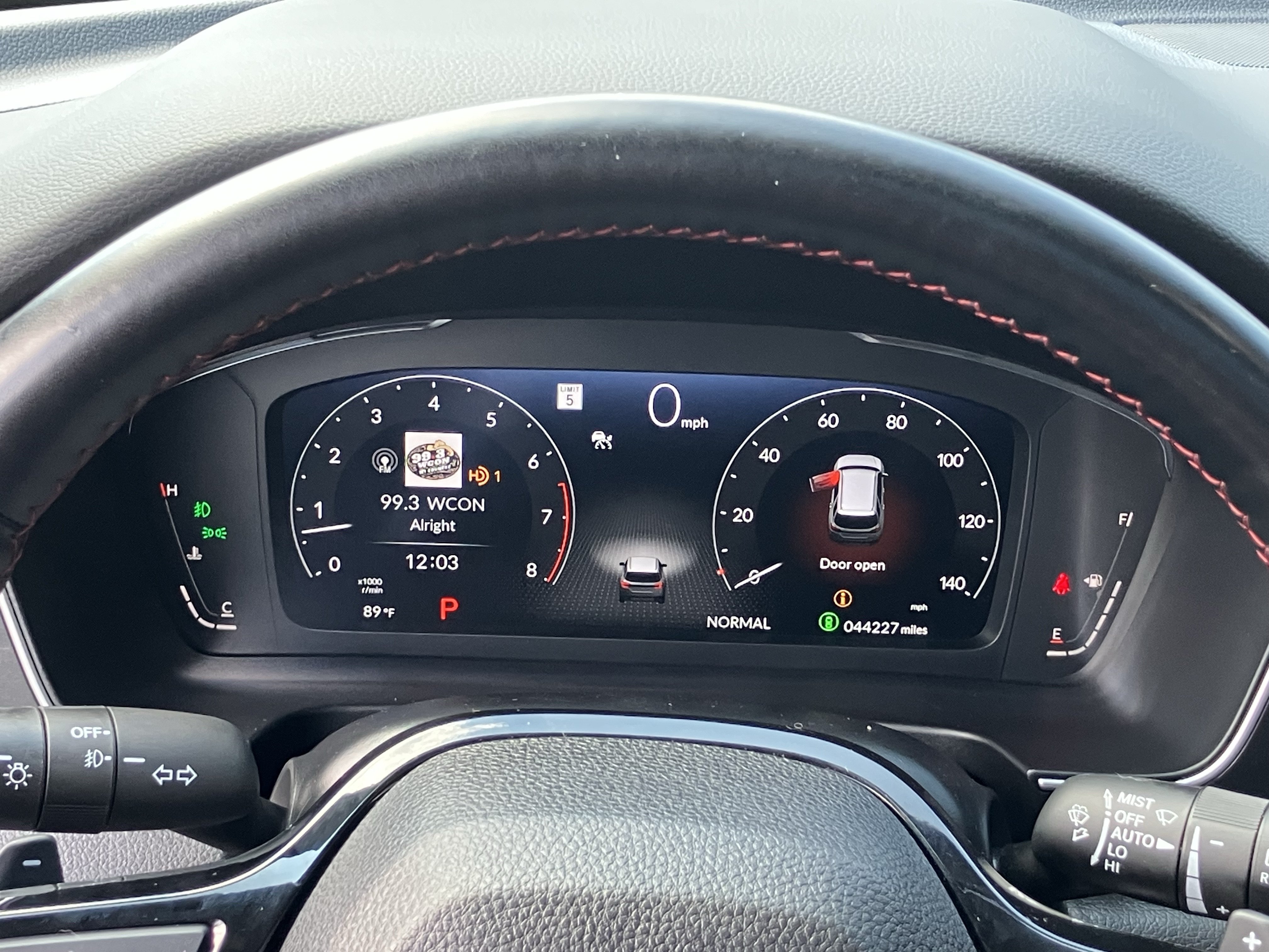 Certified 2025 Honda Pilot Black Edition image 23