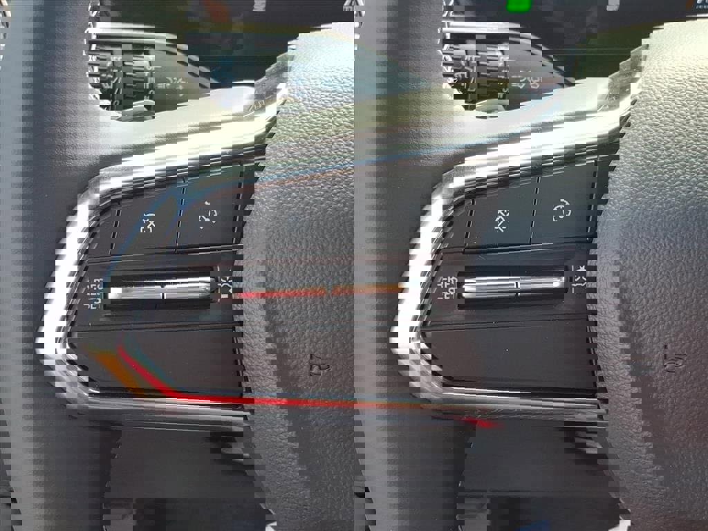 New 2025 Chevrolet Blazer EV LT image 17