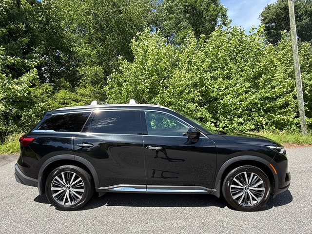 Used 2025 INFINITI QX60 Sensory w/ Vision Package AWD/4WD image 5
