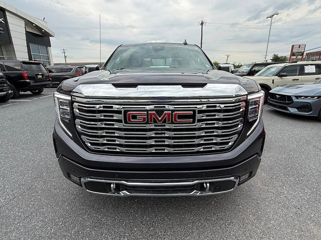 Used 2022 GMC Sierra 1500 Denali AWD/4WD image 11