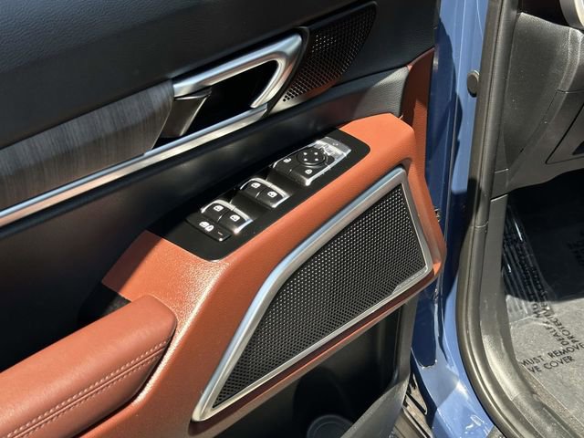 Used 2024 Kia Telluride EX AWD/4WD image 15