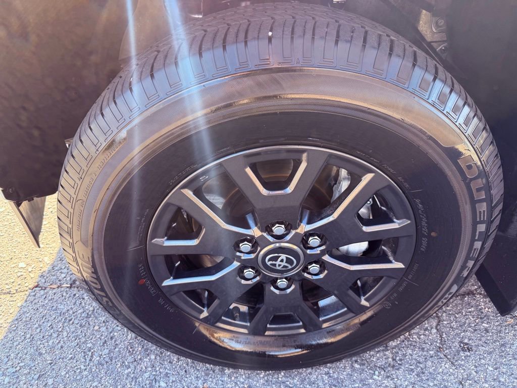 Used 2025 Toyota 4Runner SR5 image 15