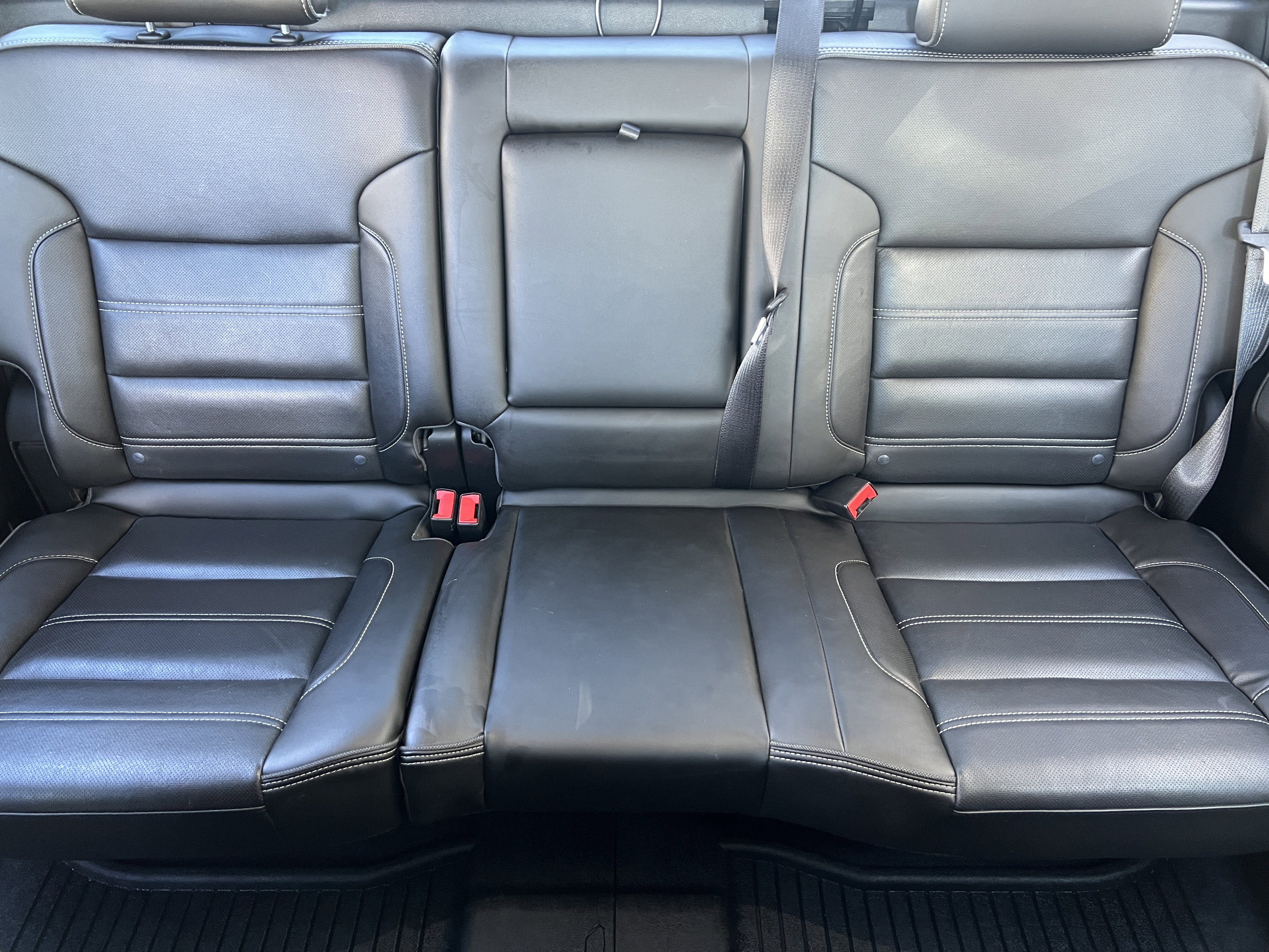 Used 2018 GMC Sierra 3500 Denali image 17