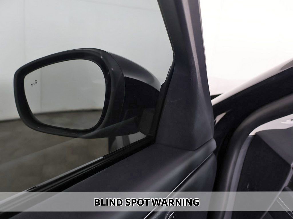 Used 2023 Ford Mustang Mach-E Select image 7