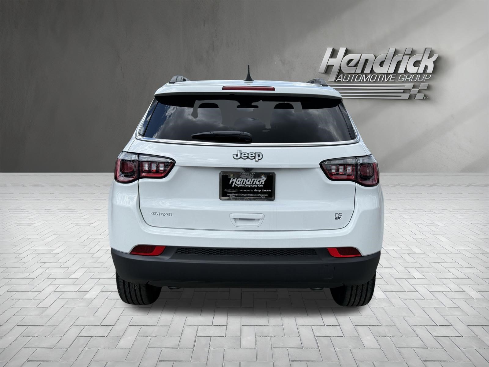 New 2026 Jeep Compass Latitude AWD/4WD image 9