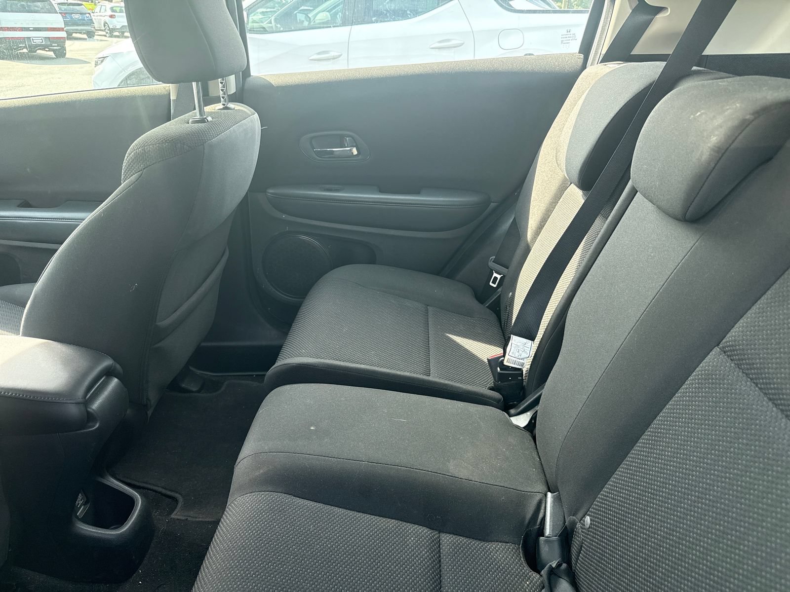 Used 2018 Honda HR-V LX image 10