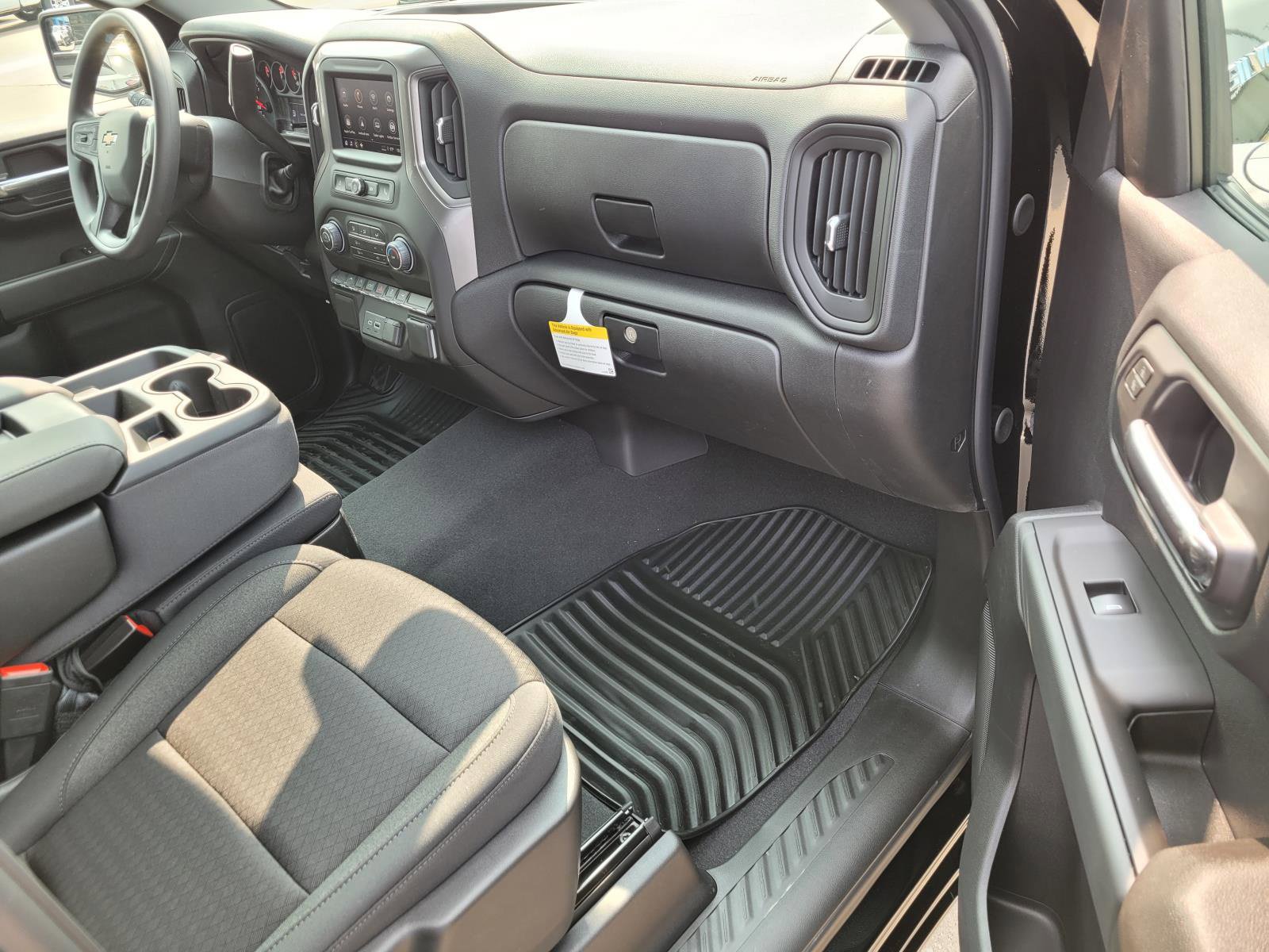 New 2026 Chevrolet Silverado 1500 Custom RWD image 6