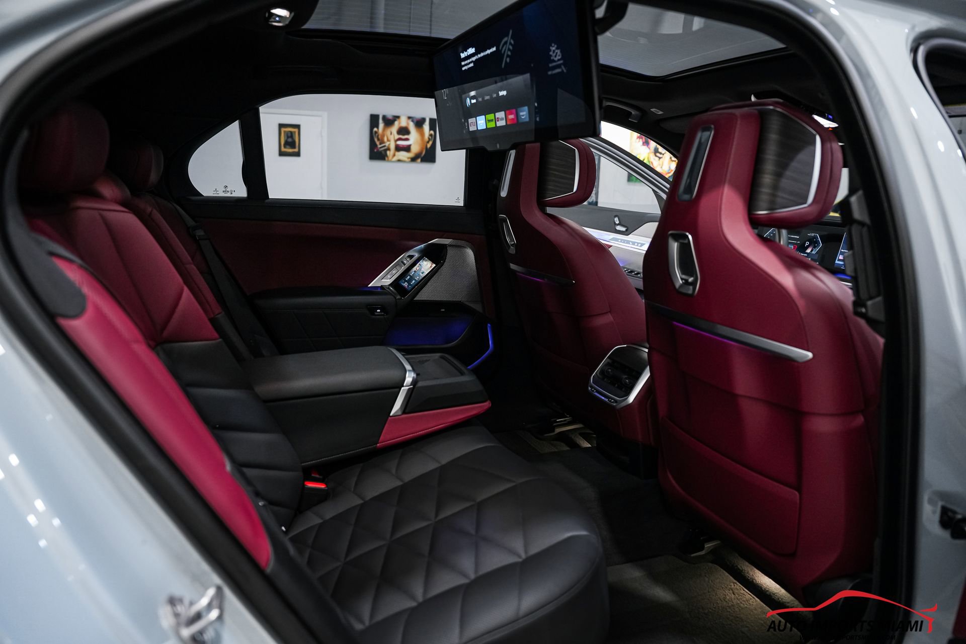 Used 2023 BMW 740i image 11