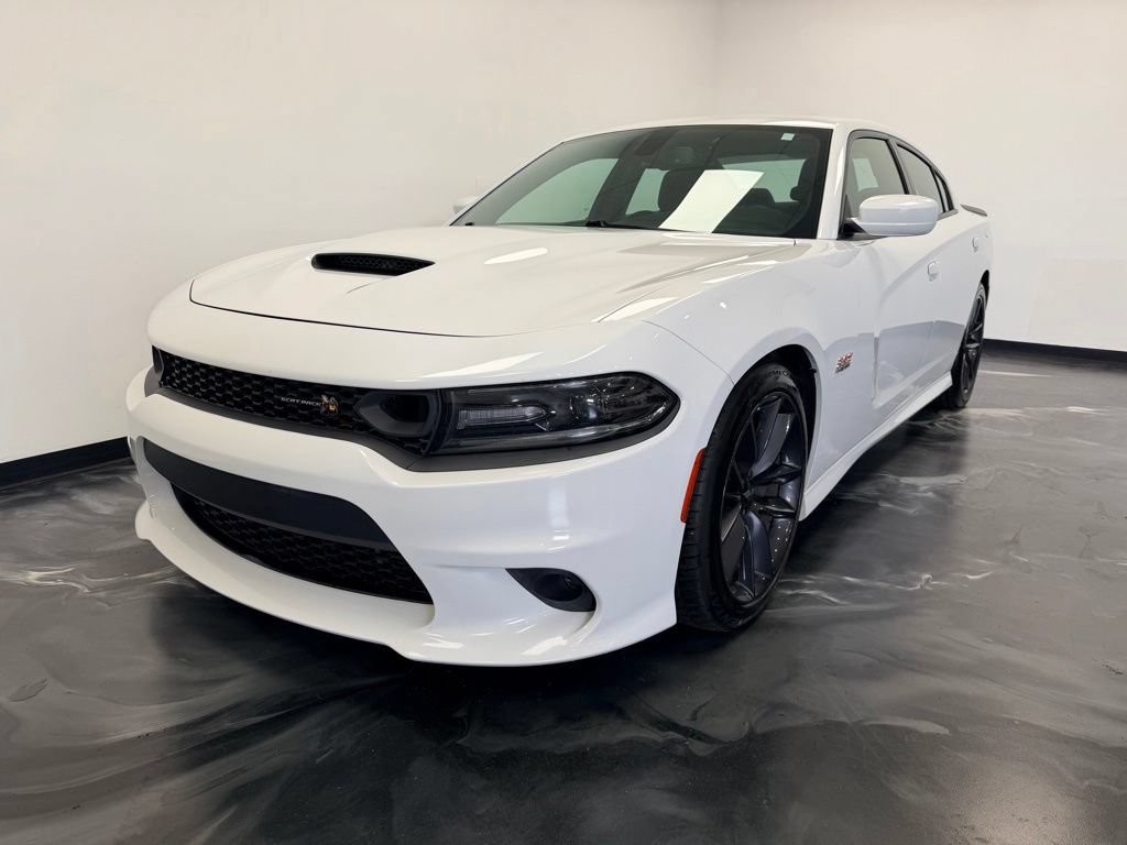 Used 2019 Dodge Charger Scat Pack RWD image 5
