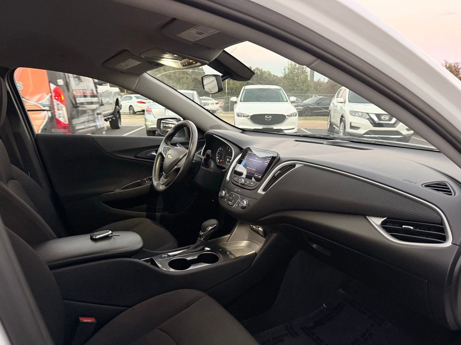 Used 2022 Chevrolet Malibu RS image 20