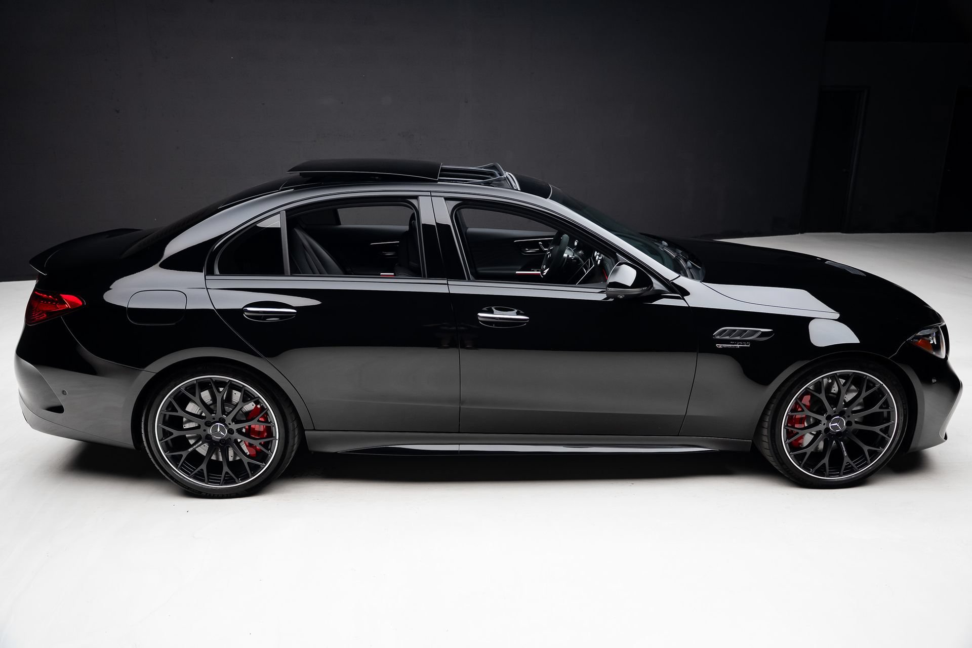 Used 2025 Mercedes-Benz C 36 AMG S image 38