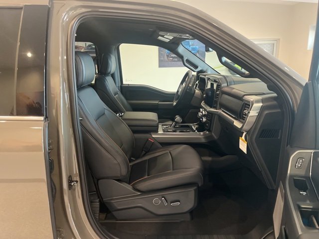 New 2025 Ford F150 Lariat w/ Equipment Group 502A High image 18