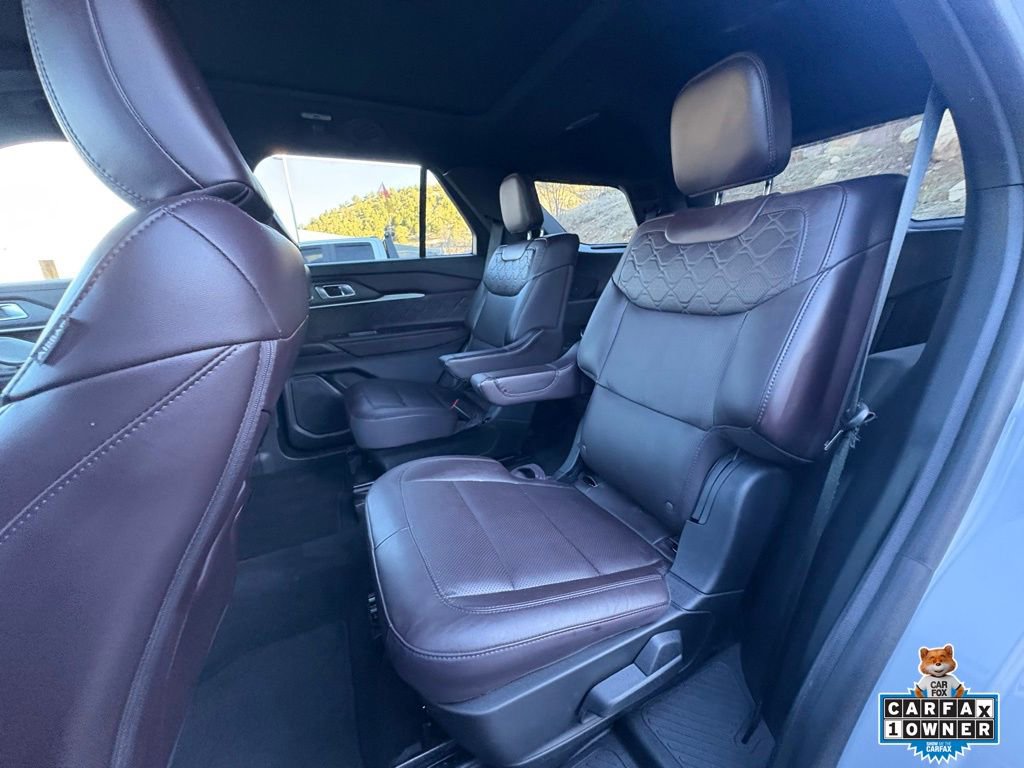 Certified 2025 Ford Explorer Platinum w/ LUX Leather Package image 26