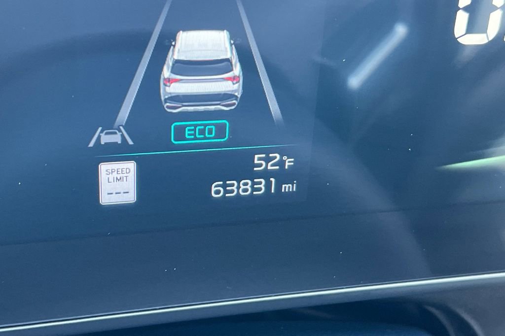 Used 2023 Kia Sportage EX image 31