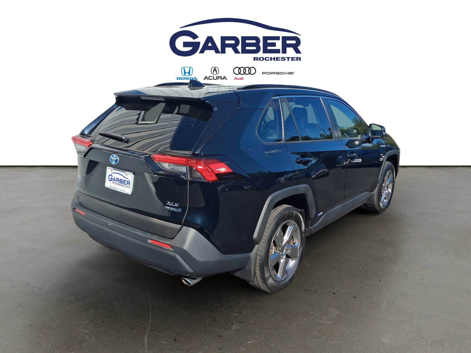 Used 2021 Toyota RAV4 XLE Premium AWD/4WD image 10