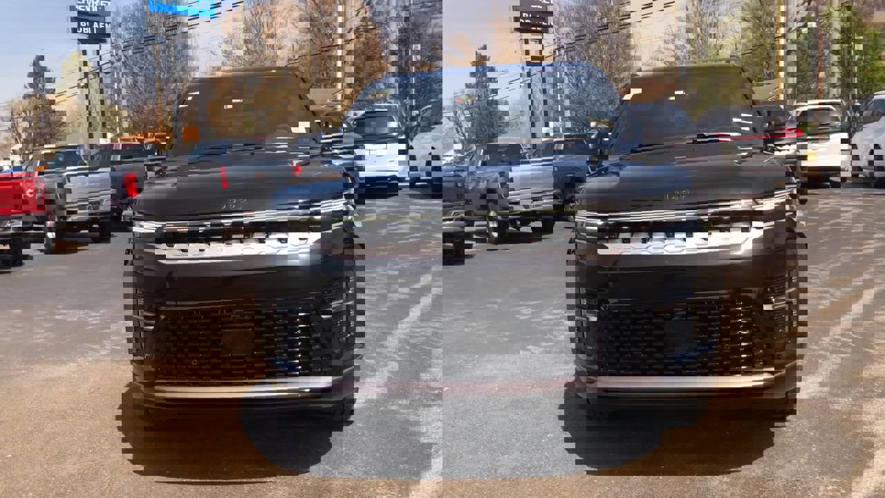 New 2026 Jeep Grand Wagoneer L 4WD image 3