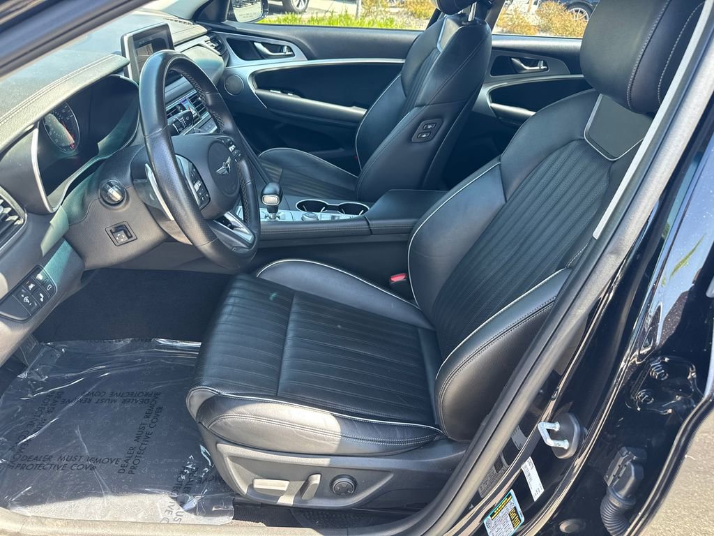 Used 2020 Genesis G70 2.0T w/ Elite Package RWD image 9
