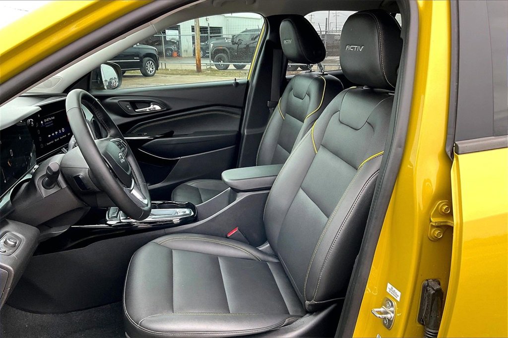 Used 2024 Chevrolet Trax ACTIV image 18