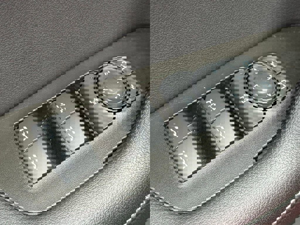 Used 2024 Chevrolet Blazer LT w/ Convenience Package image 18