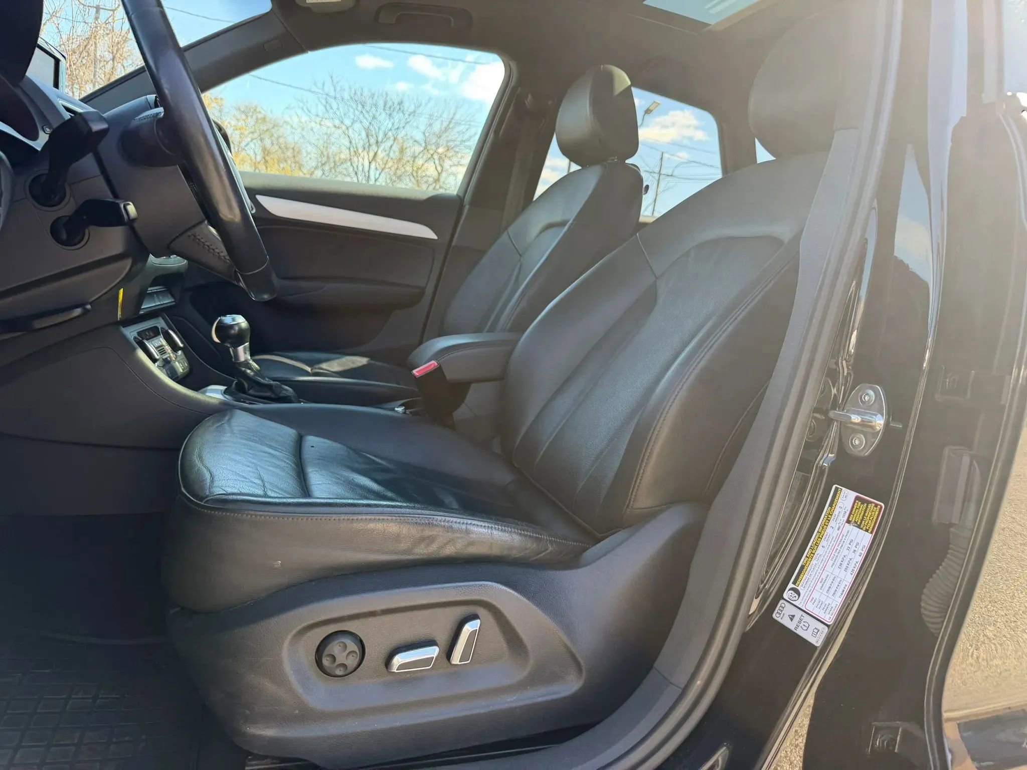 Used 2018 Audi Q3 2.0T Premium AWD/4WD image 11