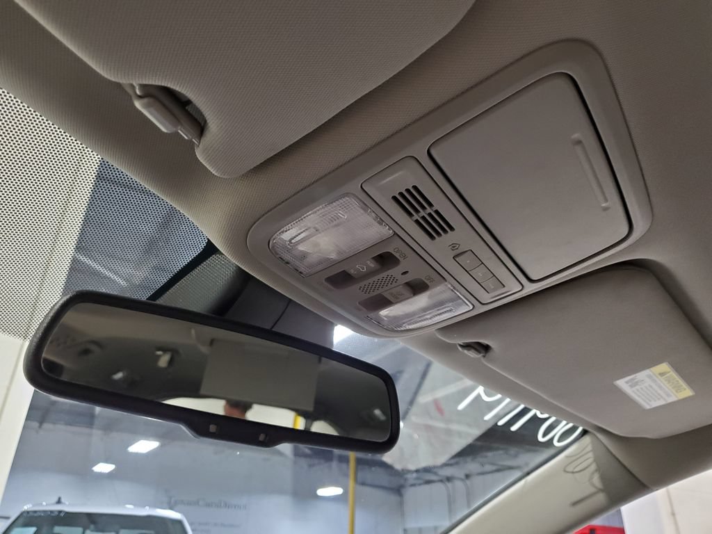 Used 2016 Honda Odyssey Touring image 37