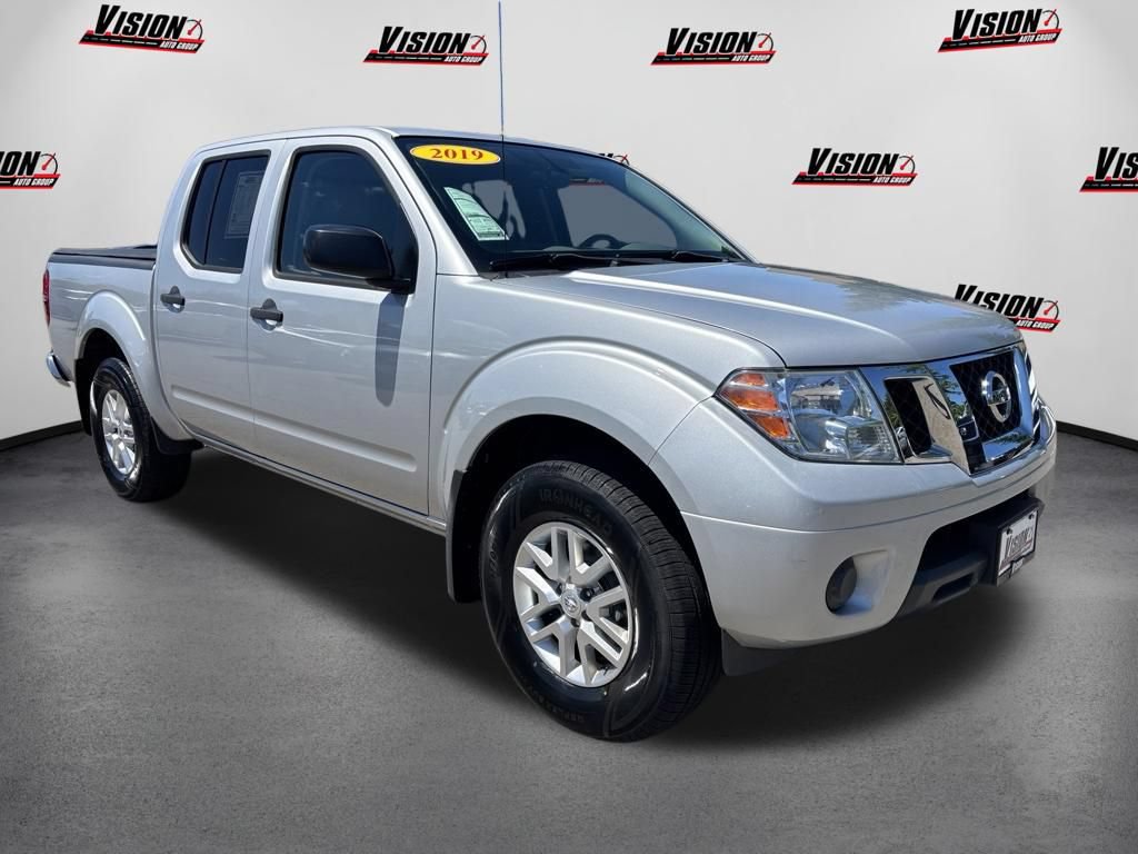 Used 2019 Nissan Frontier SV AWD/4WD image 3