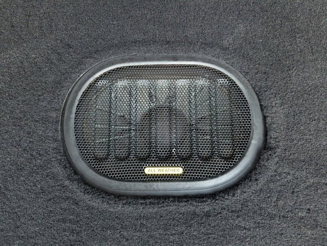 Used 2017 Jeep Wrangler Unlimited Sahara w/ Connectivity Group image 22