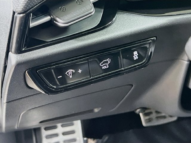 Certified 2023 Kia Niro Wave FWD image 10