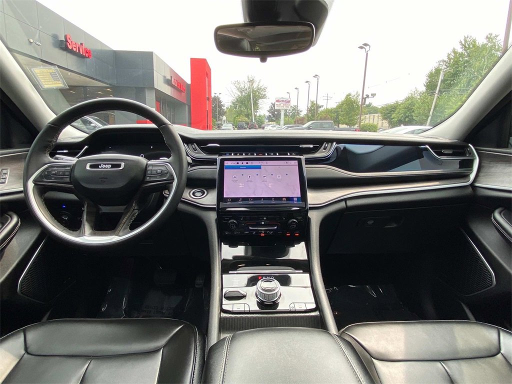 Used 2024 Jeep Grand Cherokee Limited 4xe image 18