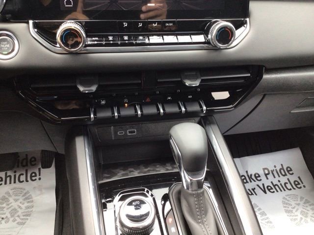 Used 2026 GMC Canyon Elevation w/ Convenience Package image 13