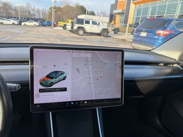 Used 2018 Tesla Model 3 Long Range image 11