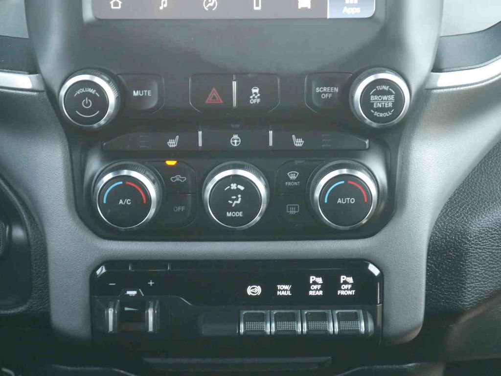 Used 2022 RAM 3500 Big Horn w/ Level C Equiment Group AWD/4WD image 7
