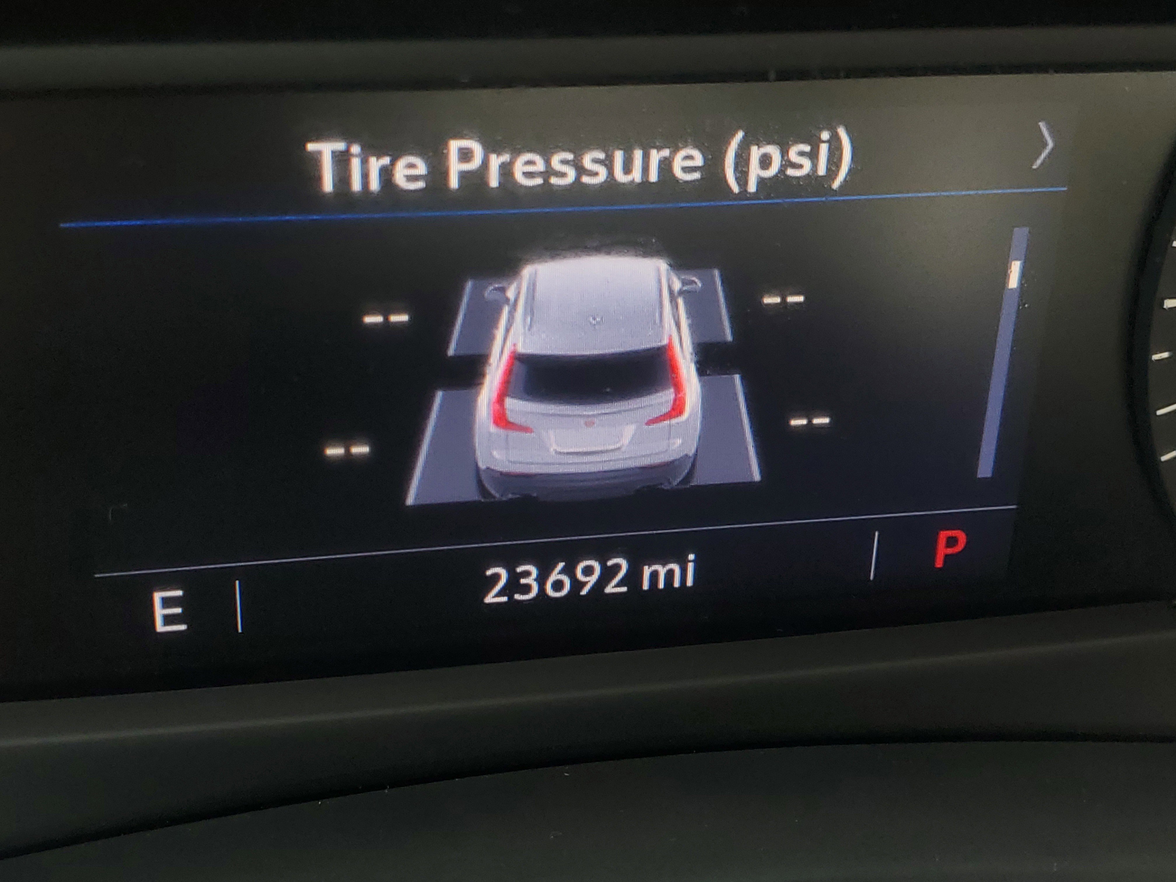 Used 2023 Cadillac XT4 Luxury FWD image 28