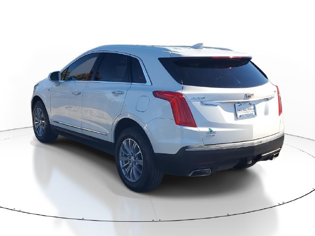 Used 2017 Cadillac XT5 Luxury w/ Driver Awareness Package AWD/4WD image 3